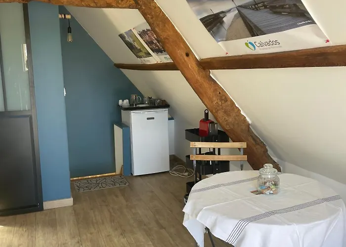 Bleue Des Perriots בית אירוח Englesqueville-la-Percée